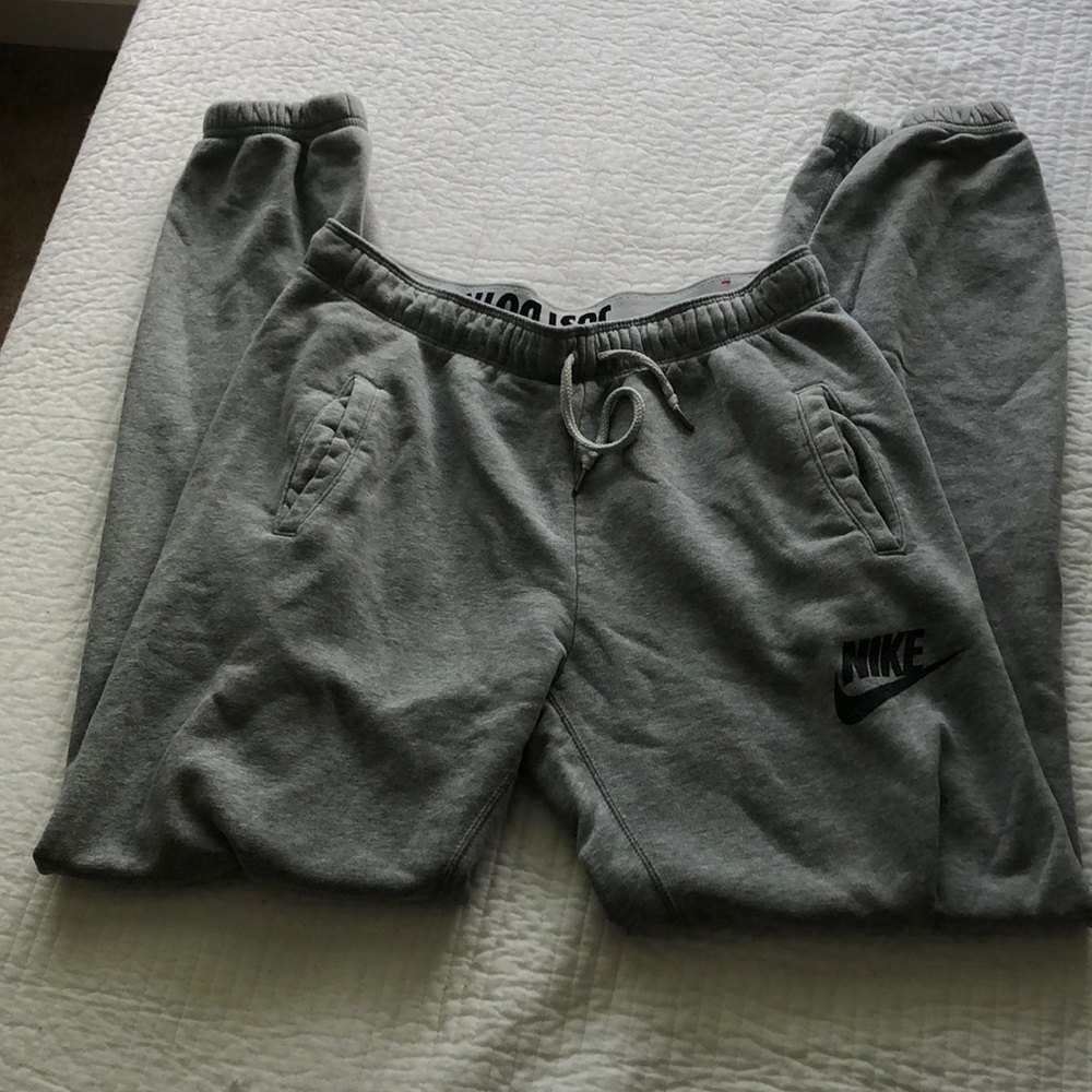 Nike Sweatpants